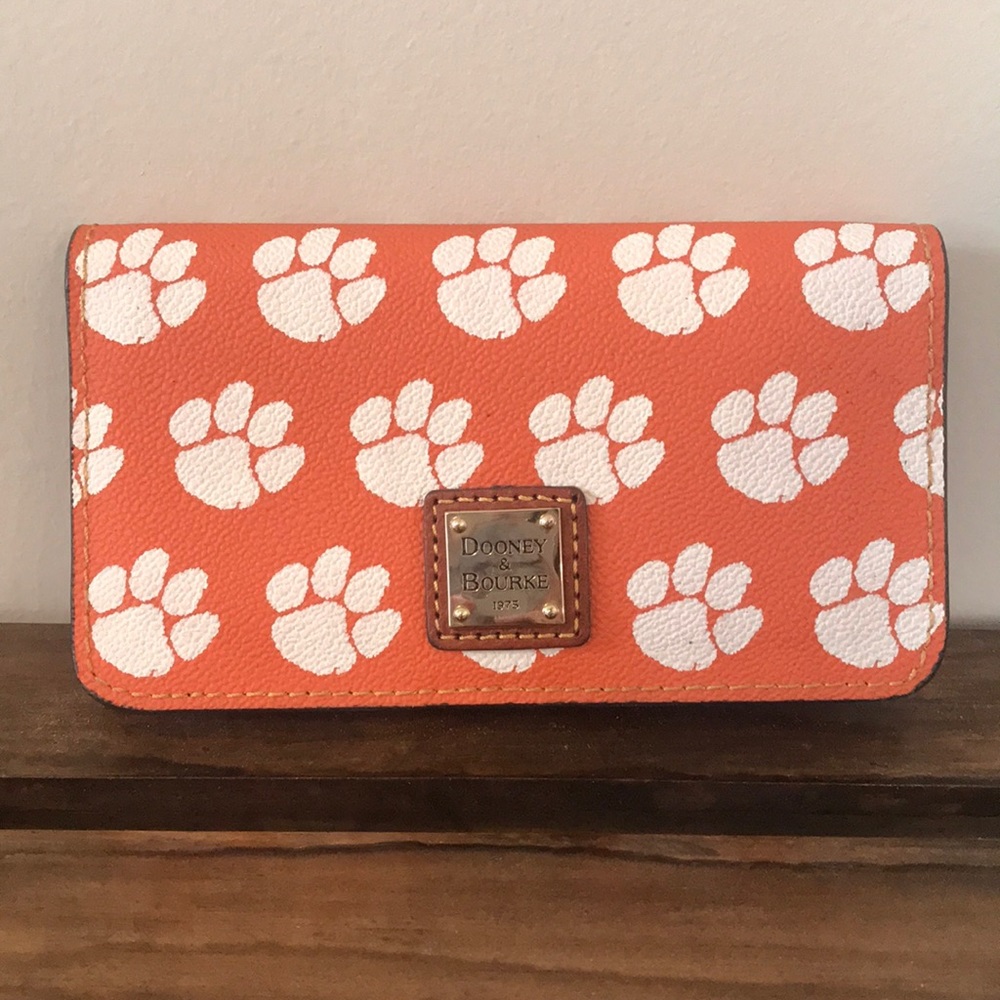 Dooney & Bourke wallet/phone case